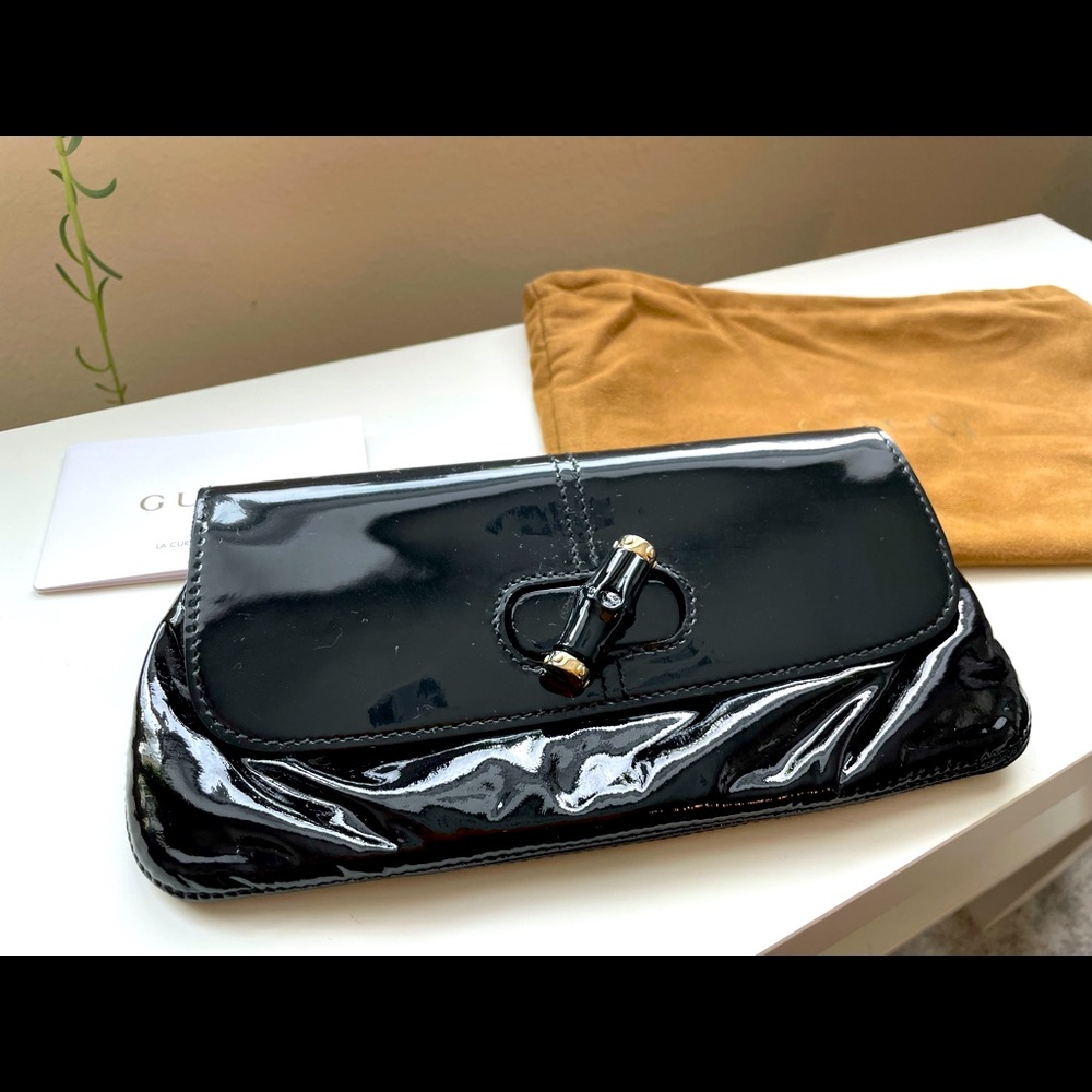 🔥Bamboo Patent Leather Gucci Clutch